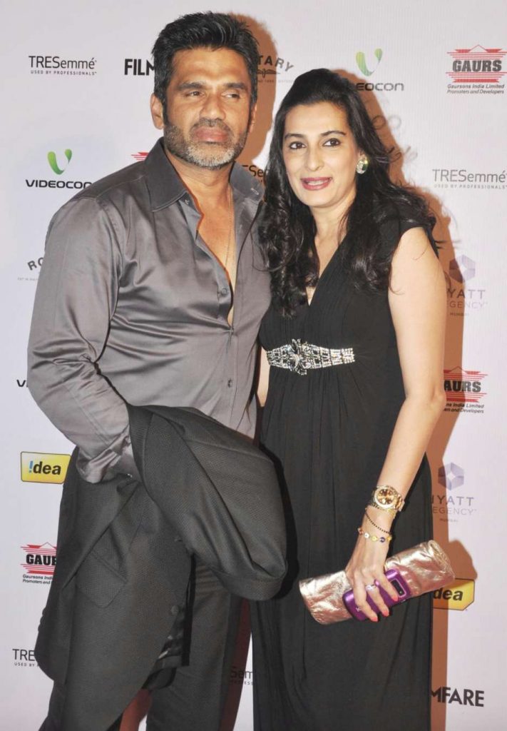 Sunil Shetty with wife Mana Shetty